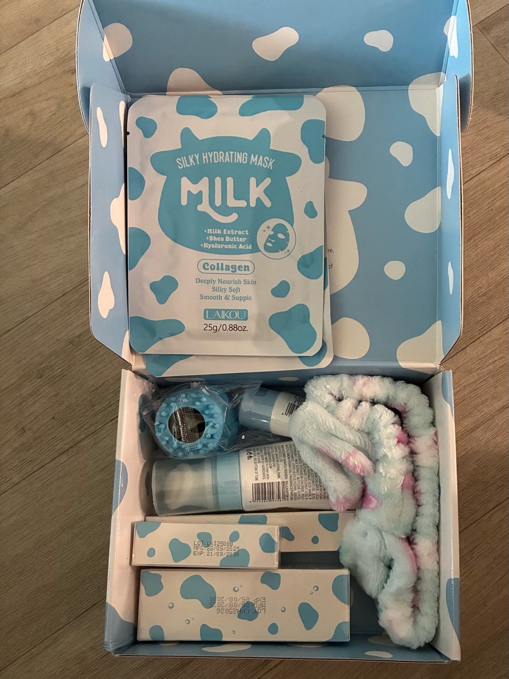 Aiko Kids Bath & Body Gift Set - Blue and White